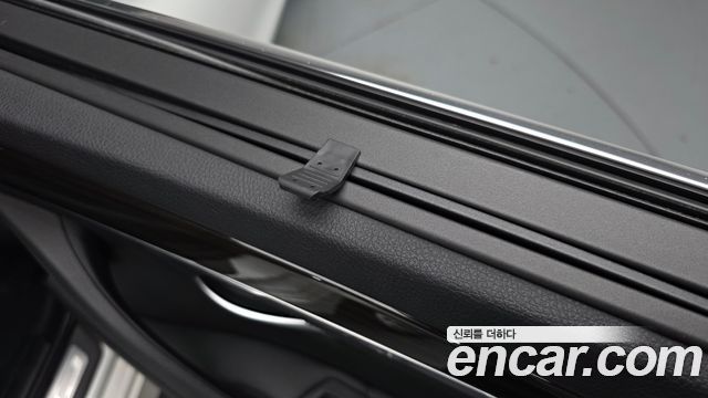 BMW 5-Series 2015 — photo 25