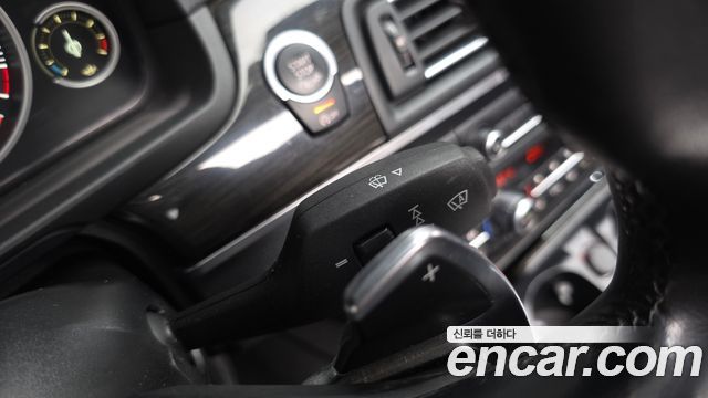 BMW 5-Series 2015 — photo 35