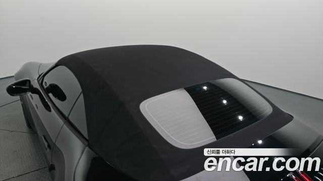Porsche 911 2021 — photo 36