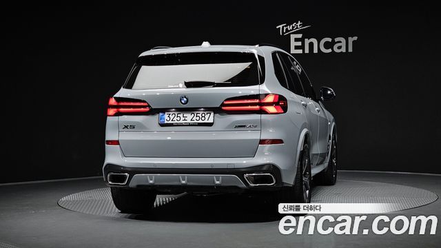 BMW X5 2026 — photo 4
