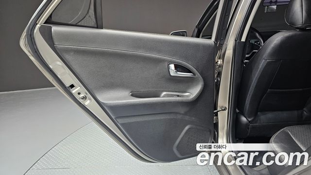 Kia morning 2012 — photo 15