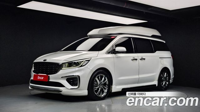 Kia Canival 2019 — photo 1