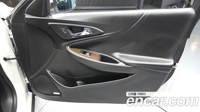 Chevrolet Korea Malibu 2017 — photo 14