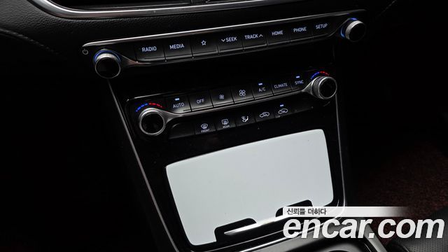 Hyundai Grandeur 2019 — photo 23