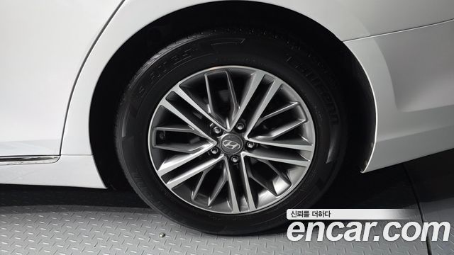 Hyundai Grandeur 2019 — photo 7