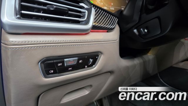 BMW X5M 2022 — photo 30