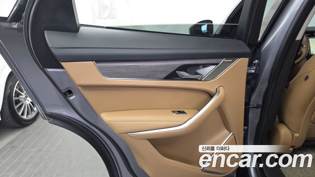 Jaguar F-PACE 2022 — photo 15