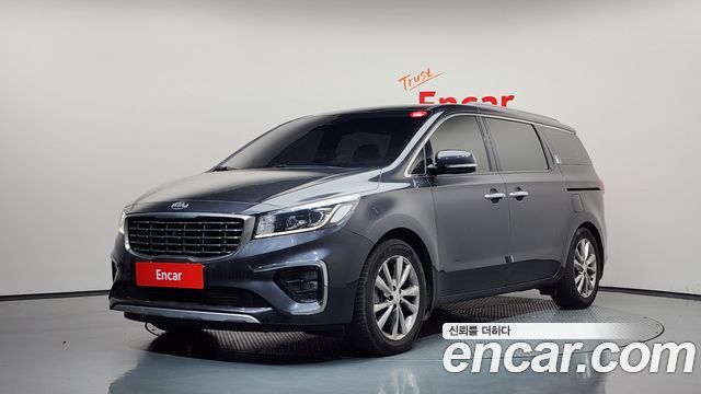Kia Canival 2019 — photo 1