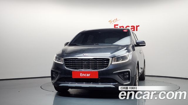 Kia Canival 2019 — photo 3