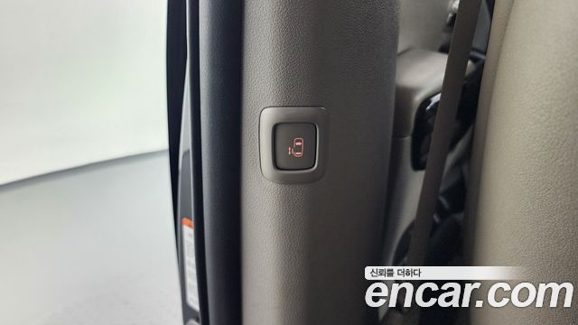 Kia Canival 2019 — photo 31
