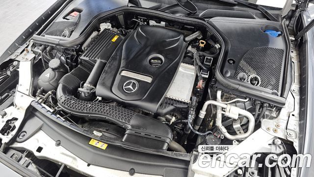 Mercedes-Benz E-Class 2020 — photo 6