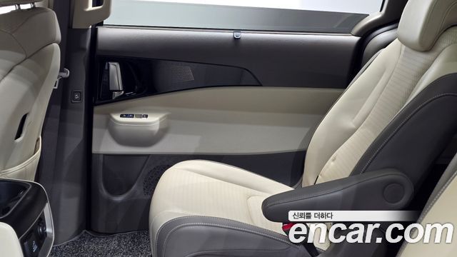 Kia Canival 2025 — photo 15