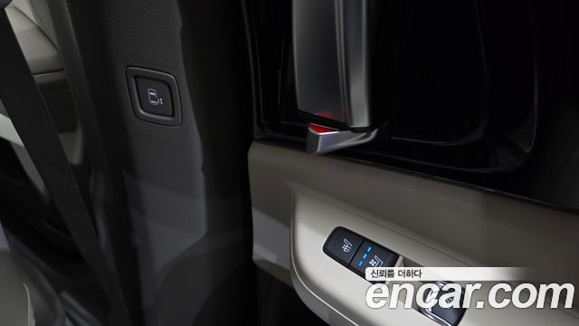 Kia Canival 2025 — photo 29