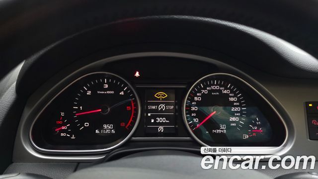 Audi Q7 2015 — photo 8