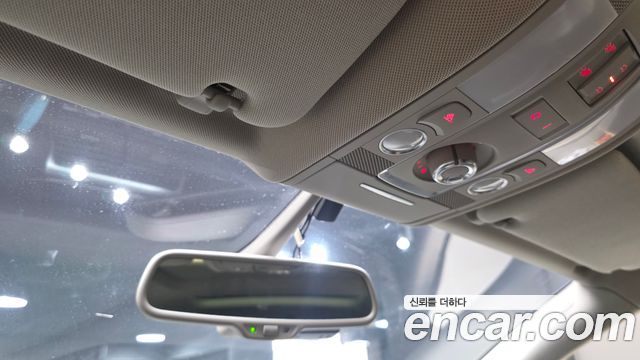 Audi Q7 2015 — photo 19