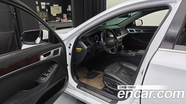 Hyundai Genesis 2016 — photo 10