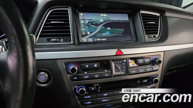 Hyundai Genesis 2016 — photo 13