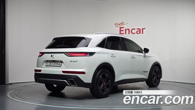 Citroën / DS DS7 2019 — photo 2