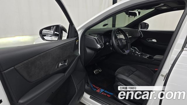 Citroën / DS DS7 2019 — photo 13