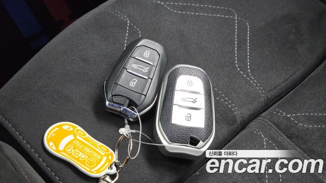 Citroën / DS DS7 2019 — photo 21