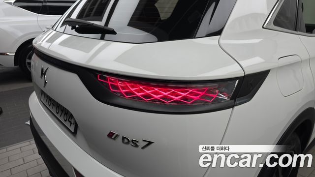 Citroën / DS DS7 2019 — photo 9