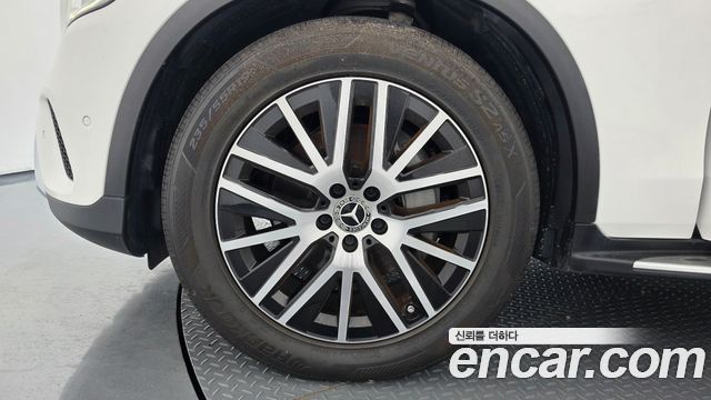 Mercedes-Benz GLC-Class 2021 — photo 5