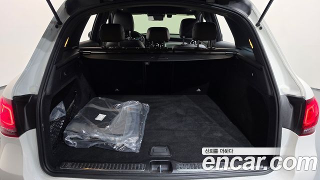 Mercedes-Benz GLC-Class 2021 — photo 23