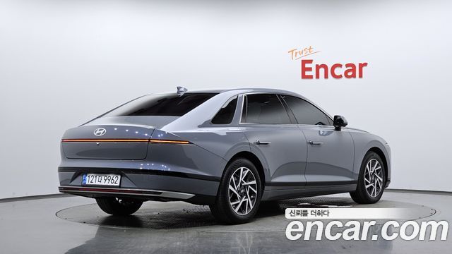 Hyundai Grandeur 2023 — photo 2