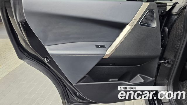 BMW iX 2022 — photo 15