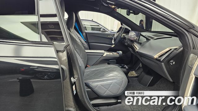 BMW iX 2022 — photo 16