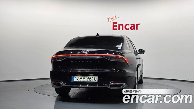Hyundai Grandeur 2023 — photo 4