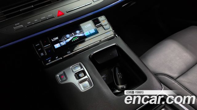 Hyundai Grandeur 2023 — photo 9