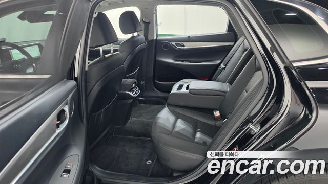Hyundai Grandeur 2023 — photo 12