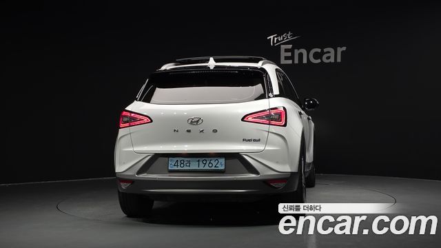 Hyundai Nexo 2023 — photo 4