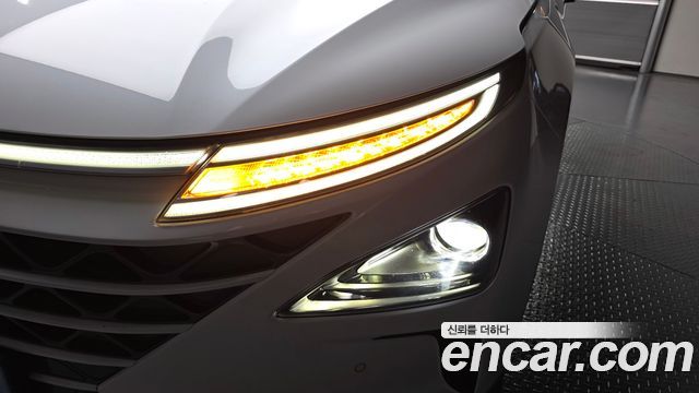 Hyundai Nexo 2023 — photo 8