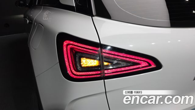 Hyundai Nexo 2023 — photo 9