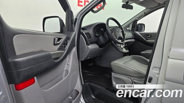 Hyundai Starex 2014 — photo 10