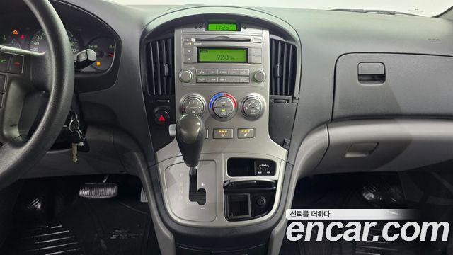 Hyundai Starex 2014 — photo 14
