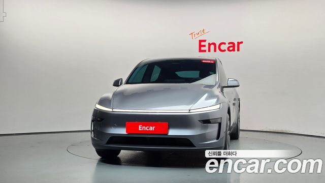 Tesla Model Y 2025 — photo 3