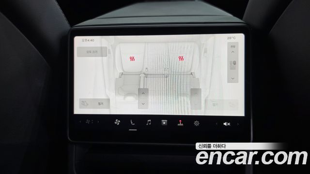 Tesla Model Y 2025 — photo 20