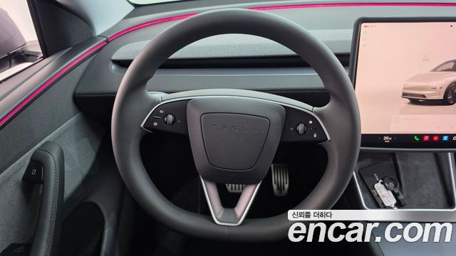 Tesla Model Y 2025 — photo 21