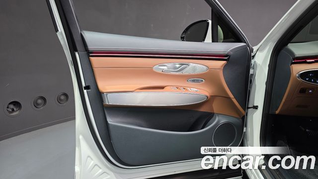 Genesis GV70 2025 — photo 14