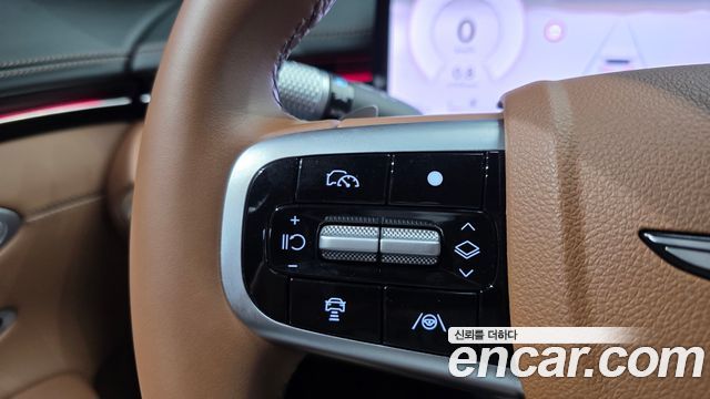 Genesis GV70 2025 — photo 32
