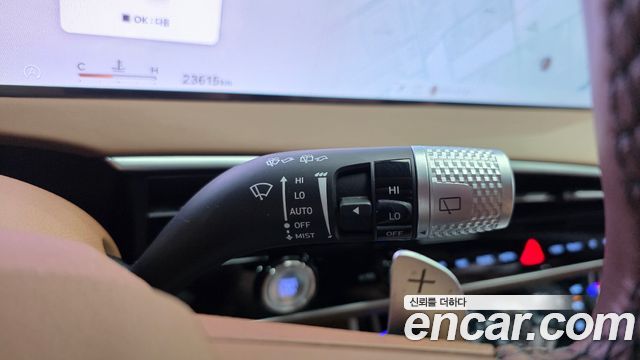 Genesis GV70 2025 — photo 33