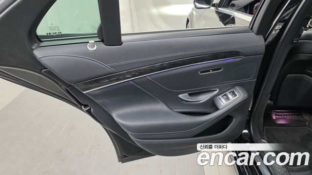 Mercedes-Benz S-Class 2020 — photo 15