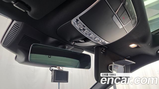 Mercedes-Benz S-Class 2020 — photo 27