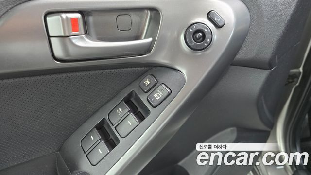 Kia Porte 2011 — photo 19