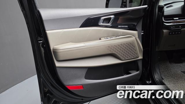 Kia Canival 2025 — photo 14