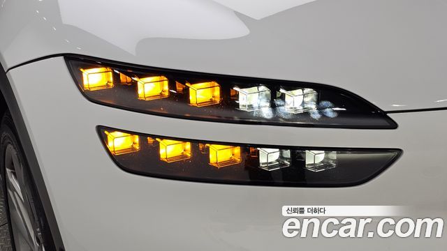 Genesis GV60 2022 — photo 8