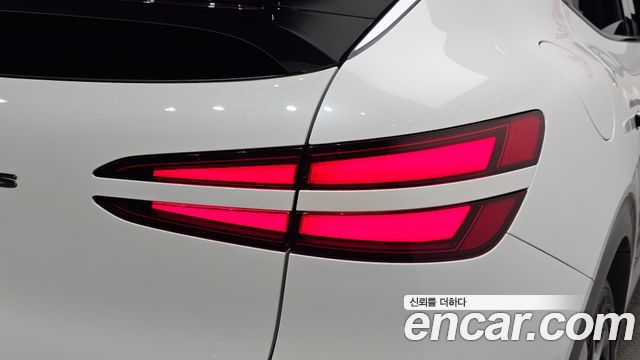 Genesis GV60 2022 — photo 9